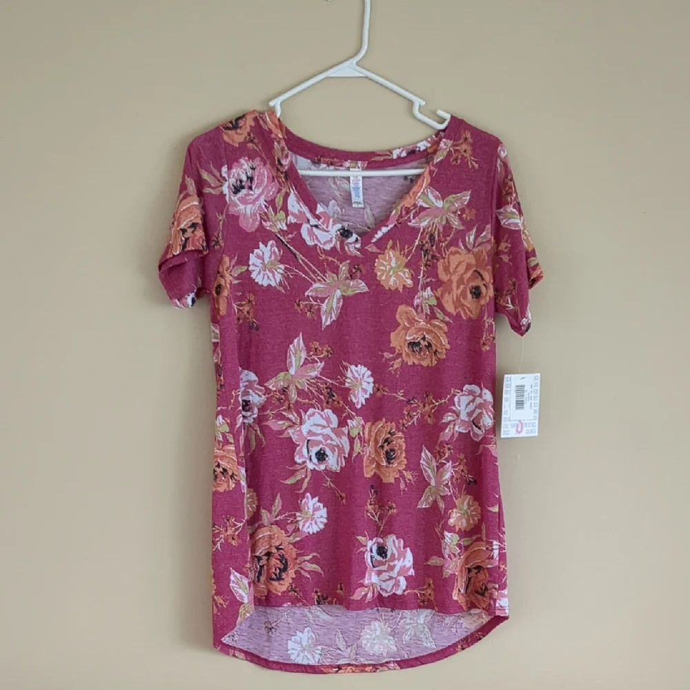 NWT Small LuLaRoe Christy T Floral Pink Orange Tee Shirt Top Soft New